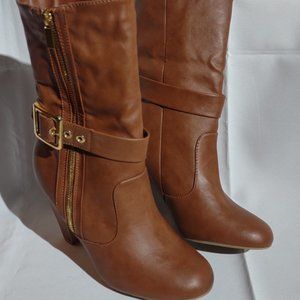 Bamboo almond fur lined mid calf zip up boot, size 10